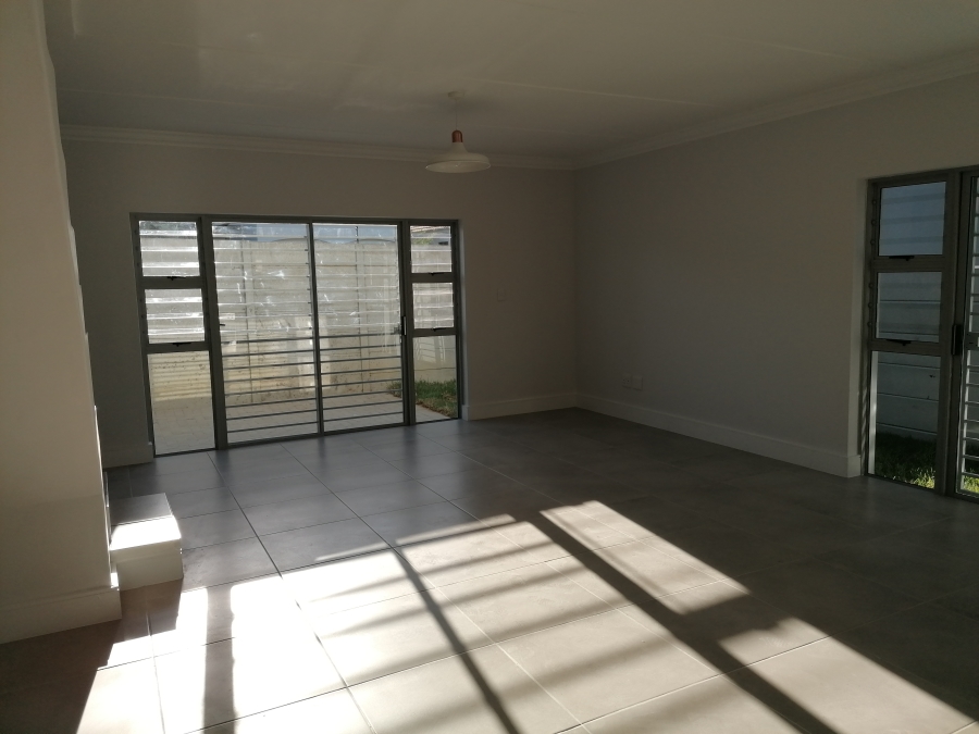 To Let 3 Bedroom Property for Rent in Langeberg Heights Western Cape